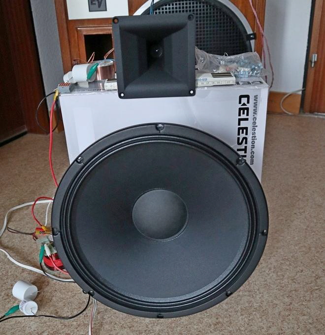 Celestion CDX1-1745 und Celestion TF-1525 Test