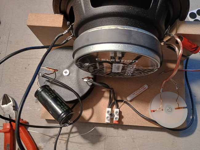 Celestion TFX0615 Dipol Erster Aufbau Celestion TFX0615 Dipol Erster Aufbau