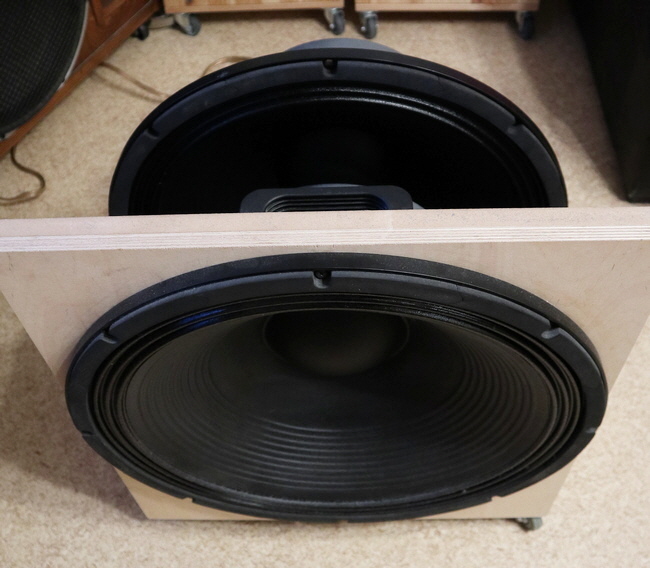 Doppel 21 Zoll Dipol Subwoofer