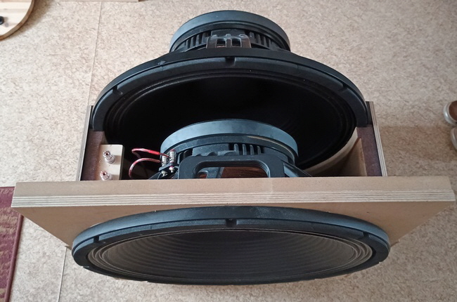 Doppel Dipol Subwoofer 21 Zoll