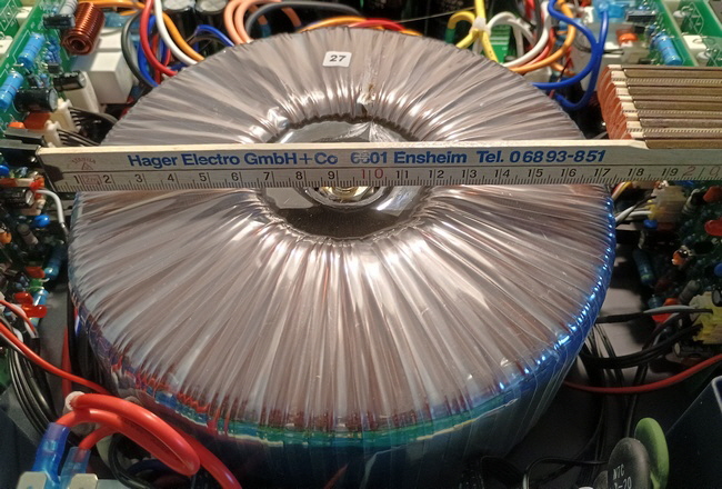 Pronomic TL-700 Trafnsformator
